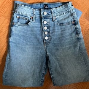 Gap light wash high rise straight jeans